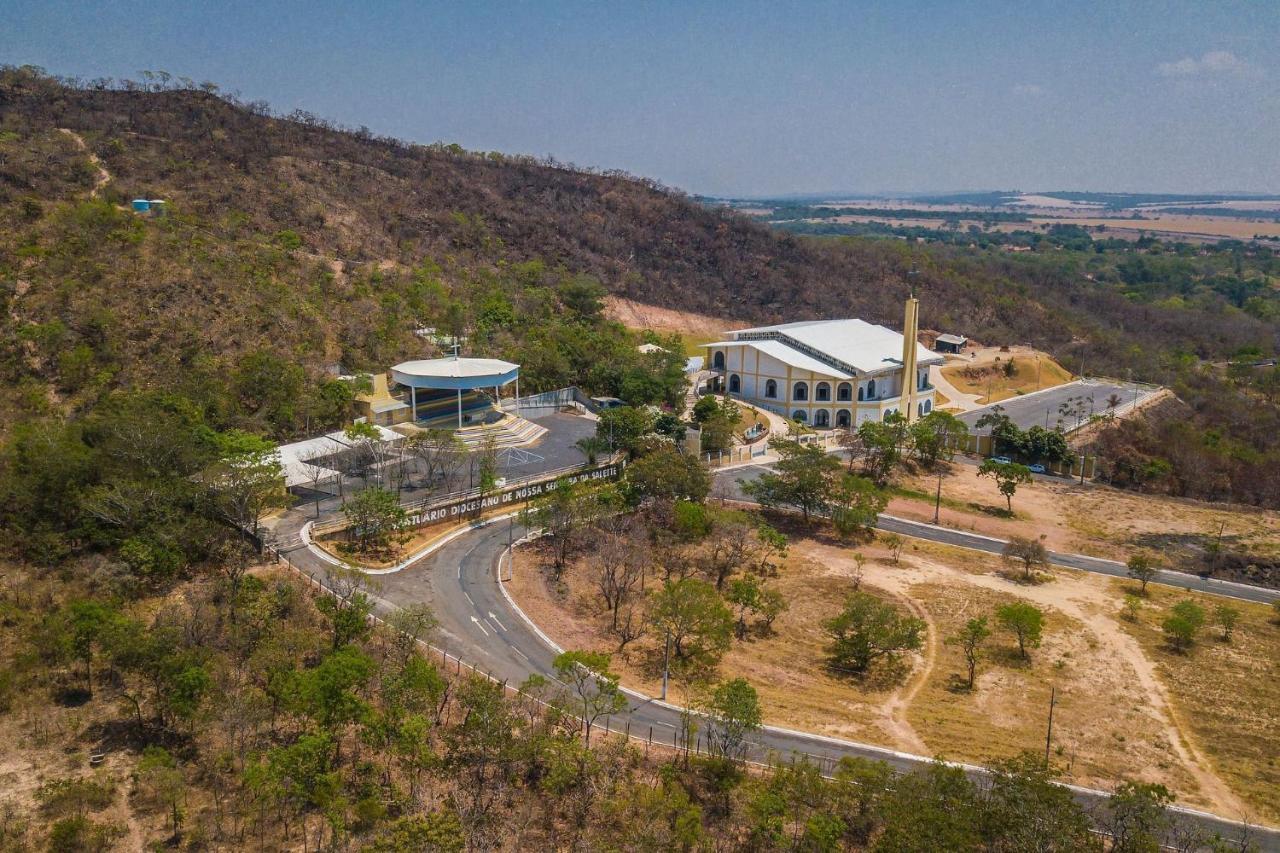 diRoma Fiori com roupa de cama, geladeira, fogão cozinha completa, parque aquático e garagem Apartamento Caldas Novas Exterior foto