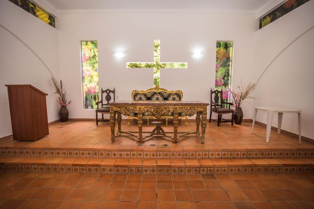 diRoma Fiori com roupa de cama, geladeira, fogão cozinha completa, parque aquático e garagem Apartamento Caldas Novas Exterior foto