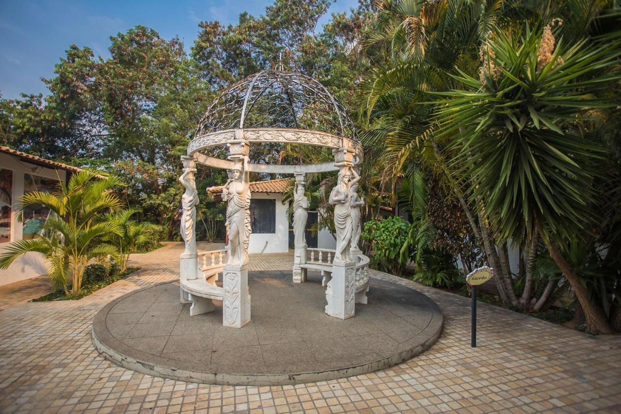 diRoma Fiori com roupa de cama, geladeira, fogão cozinha completa, parque aquático e garagem Apartamento Caldas Novas Exterior foto
