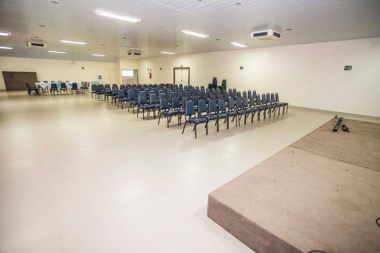 diRoma Fiori com roupa de cama, geladeira, fogão cozinha completa, parque aquático e garagem Apartamento Caldas Novas Exterior foto