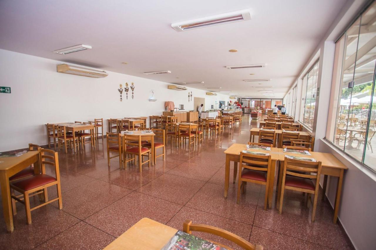 diRoma Fiori com roupa de cama, geladeira, fogão cozinha completa, parque aquático e garagem Apartamento Caldas Novas Exterior foto