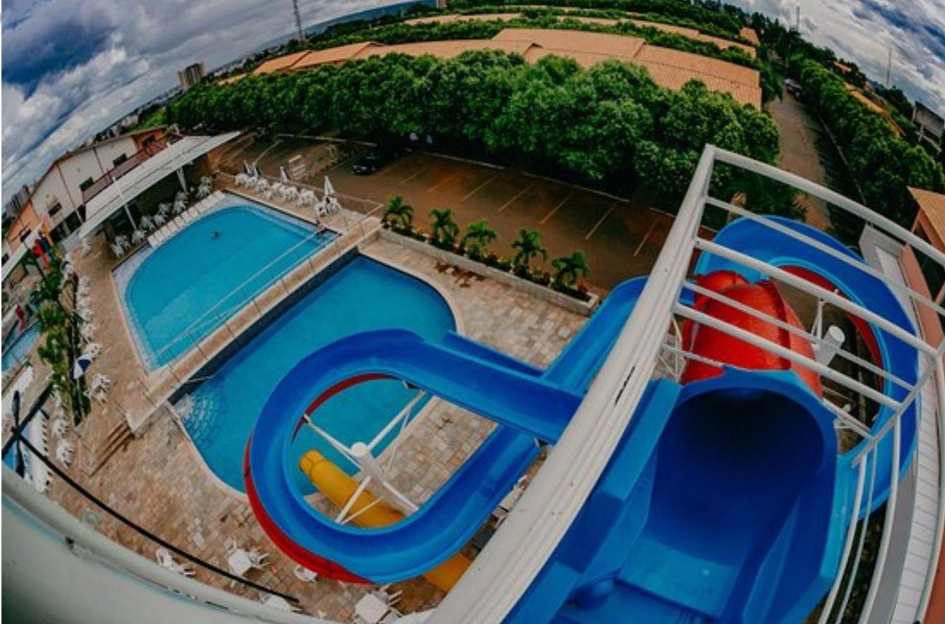 diRoma Fiori com roupa de cama, geladeira, fogão cozinha completa, parque aquático e garagem Apartamento Caldas Novas Exterior foto