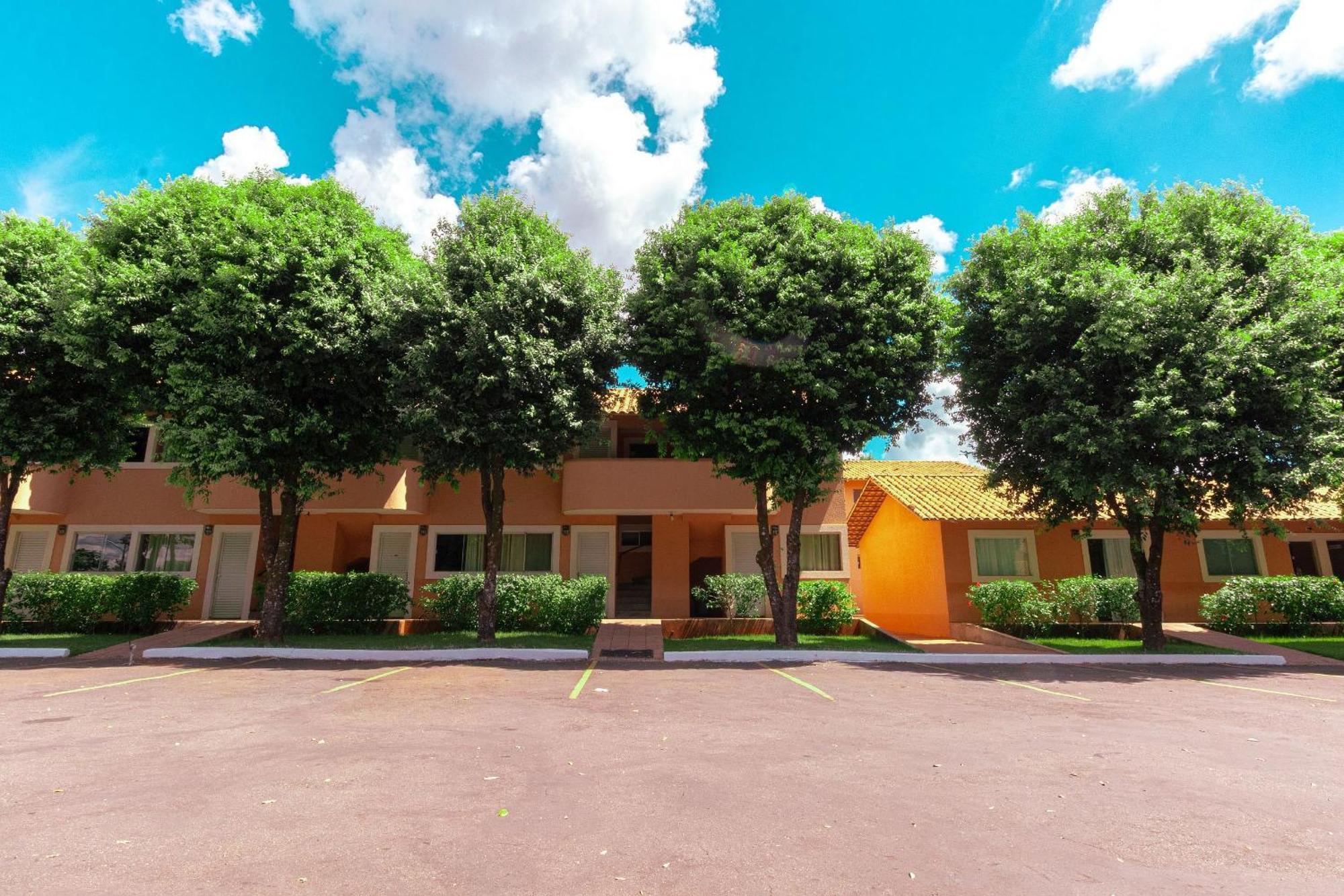diRoma Fiori com roupa de cama, geladeira, fogão cozinha completa, parque aquático e garagem Apartamento Caldas Novas Exterior foto